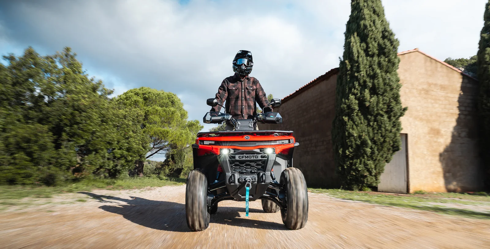 CFMOTO C5: fotografía oficial (en marcha)