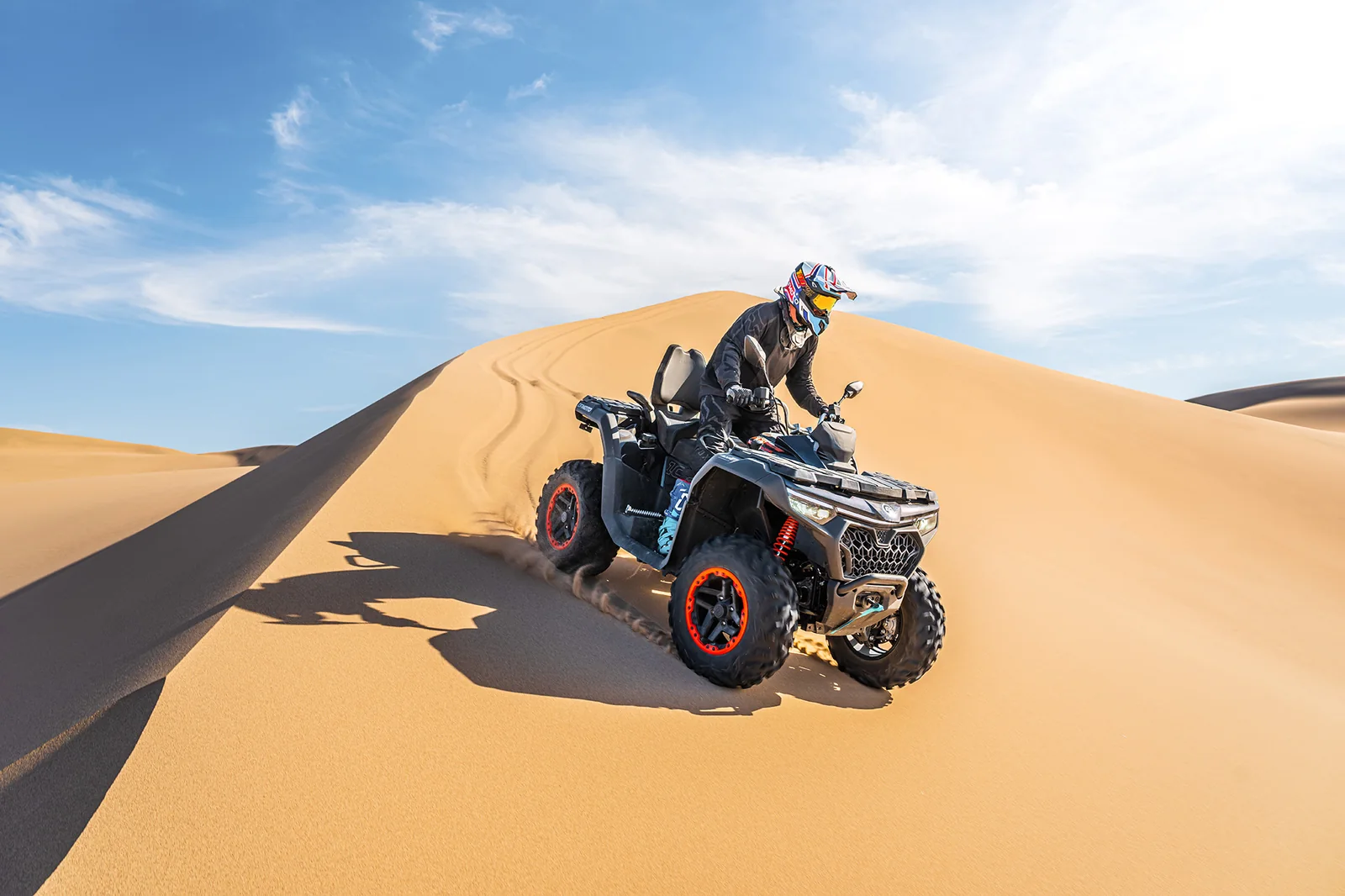 CFMOTO CFORCE 1000 TOURING: fotografía oficial (en marcha)