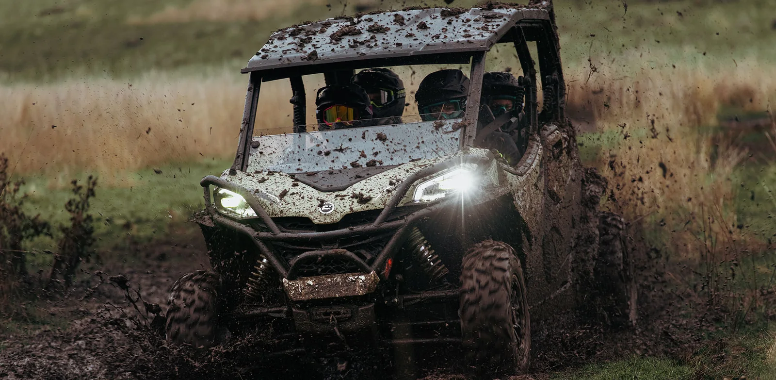 CFMOTO ZFORCE 950 - 4: fotografía oficial (en marcha)