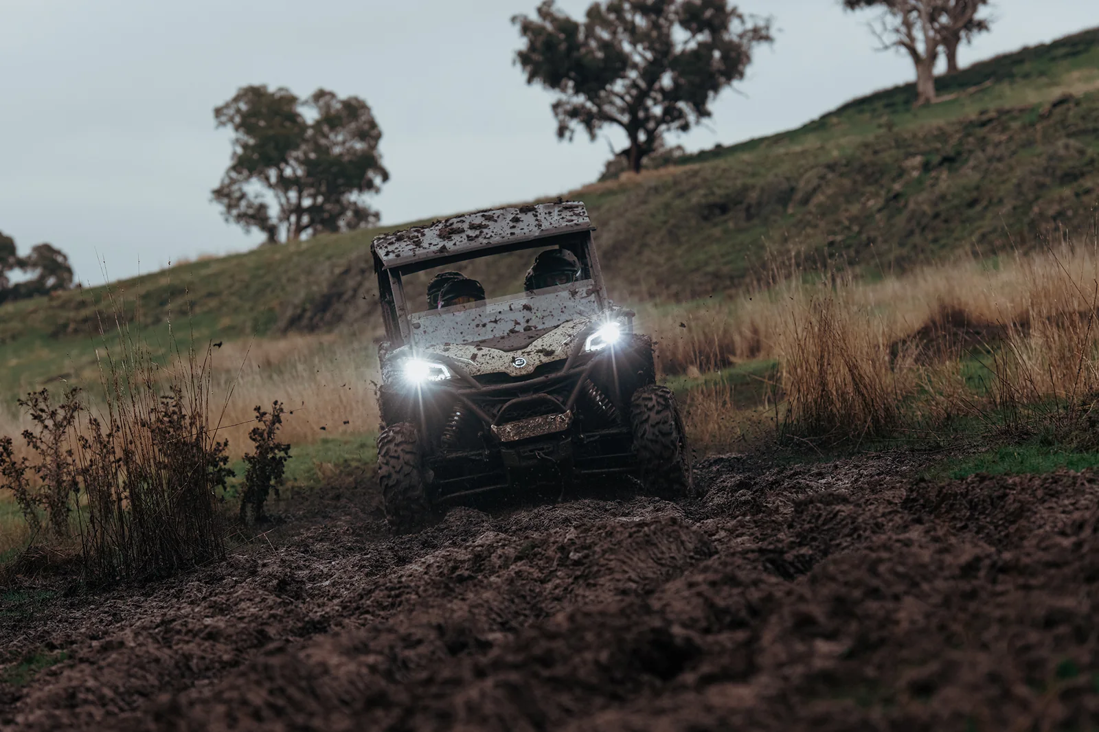 CFMOTO ZFORCE 950 - 4: fotografía oficial (en marcha)