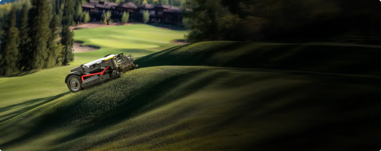 Kress MasterSeries RTKⁿ en una pendiente de un campo de golf
