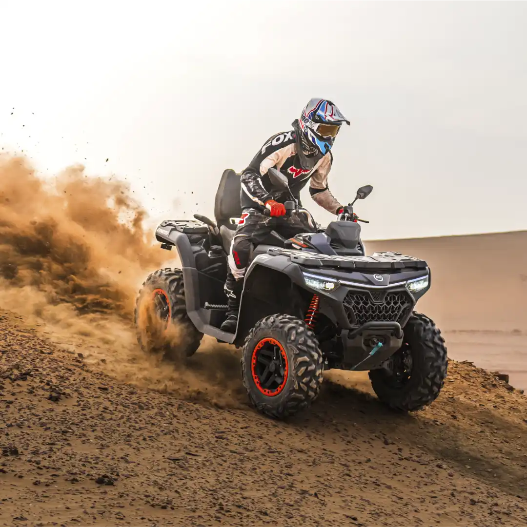 CFORCE 1000 TOURING · imagen oficial del modelo