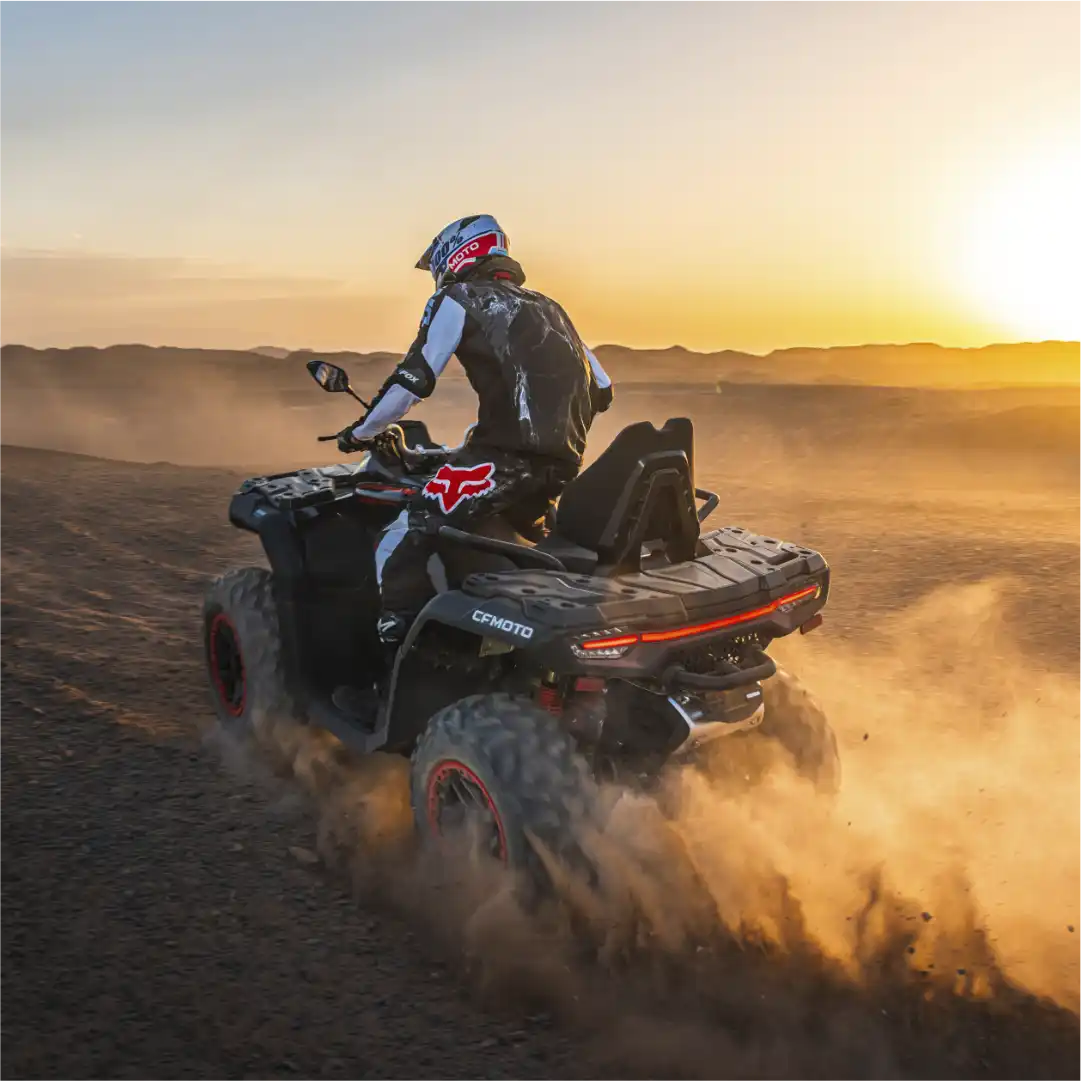CFORCE 1000 TOURING · imagen oficial del modelo
