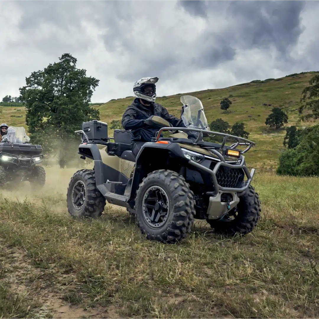 CFORCE 1000 OVERLAND · imagen oficial del modelo