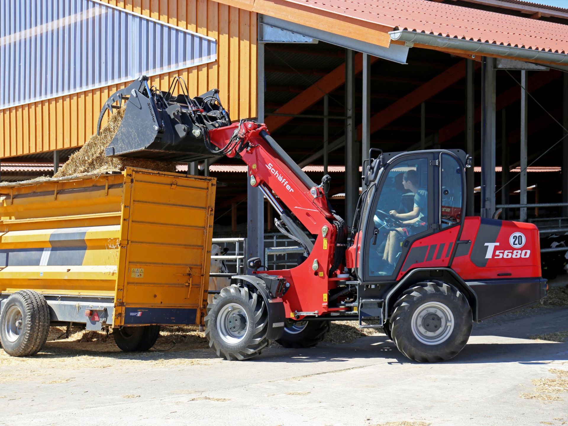 Imagen orientativa de la gama. La configuración, el color y los implementos pueden variar.